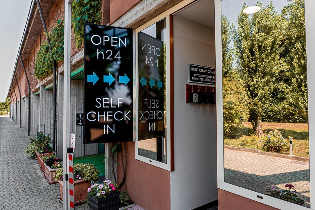 Business Hotel Casale Monferrato Extérieur photo