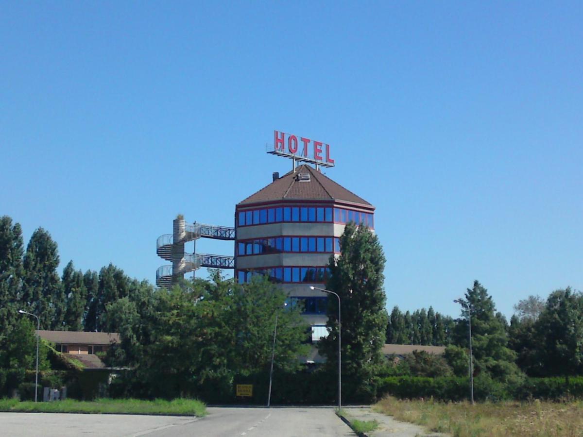 Business Hotel Casale Monferrato Extérieur photo